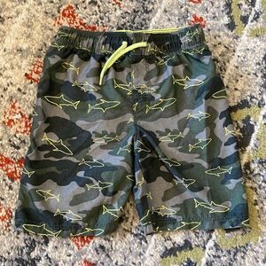 Toddler Boy Camo Shark Swim Trunks size 5T